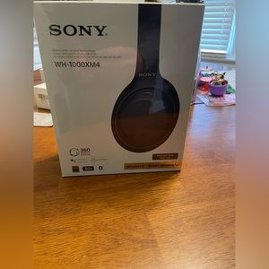 Sony WH-1000XM4 Noise Canceling Headphones, Midnight Blue.